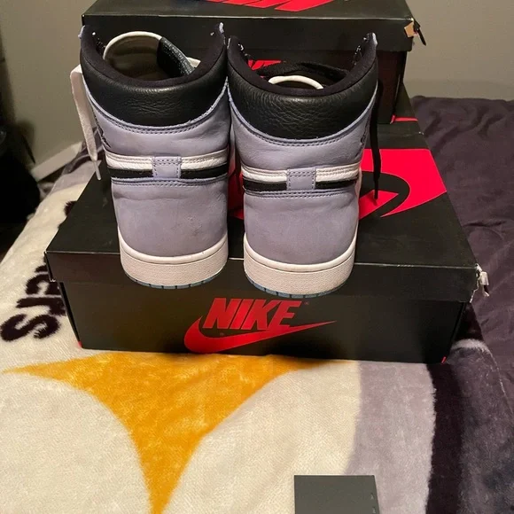 Jordan 1 Retro High OG University Blue - Picture 5 of 6